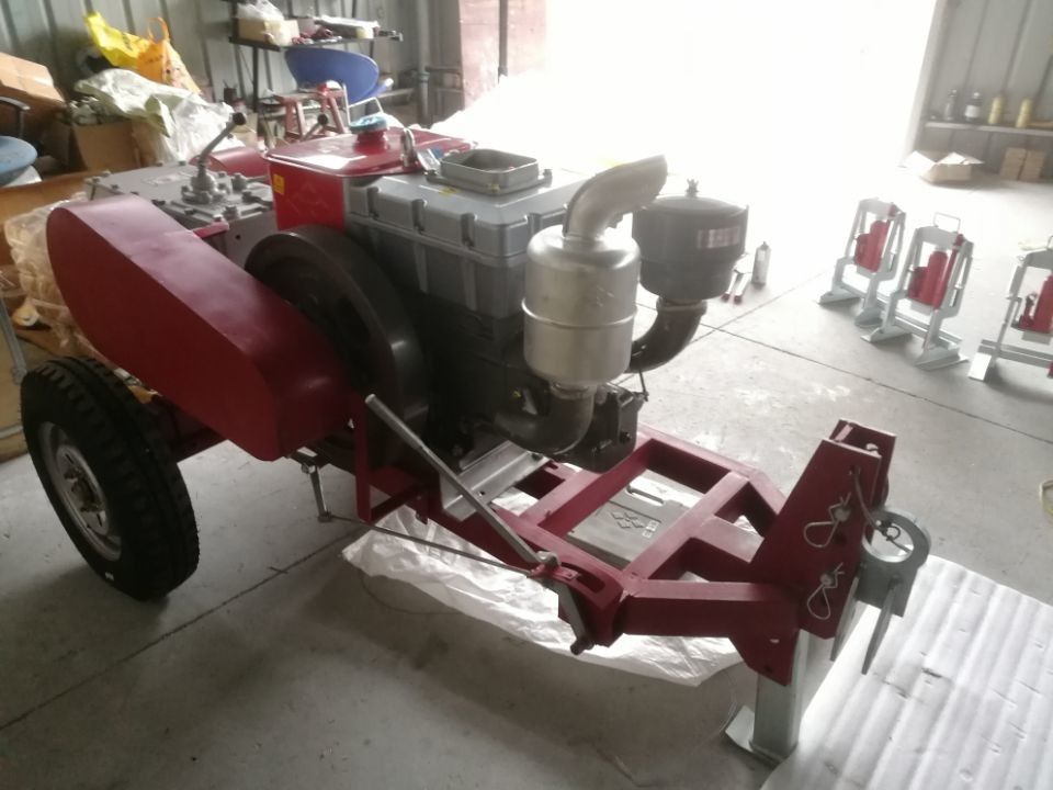 Diesel engine powered cable pulling winch machine in tower power