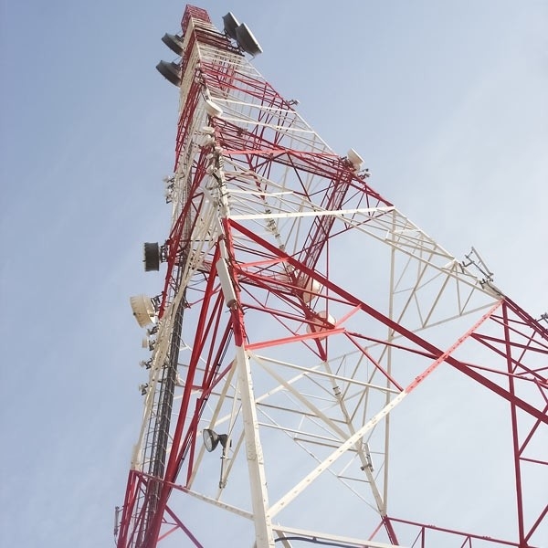 Self Supporting Q235 Q345 Steel Telecom Cell Site Tower For Signal Transmission