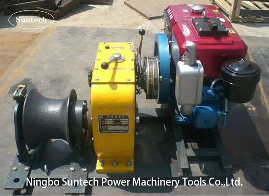Fast Speed Gas Engine Cable Winch Puller Hoisting Winch In Work Site