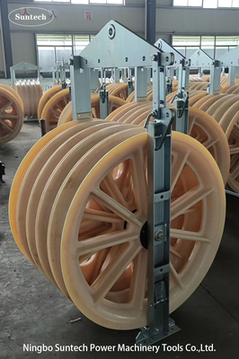 Telecommunication Galvanized Steel Q355 / Q255 Guy Wire Tower