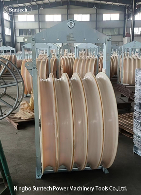 Telecommunication Galvanized Steel Q355 / Q255 Guy Wire Tower