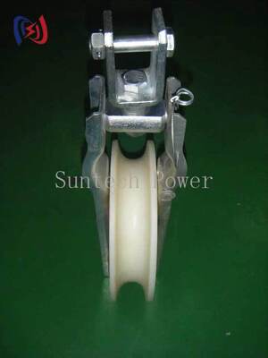 5-20KN Rated Load Single Sheave Stringing Block with Ball Bearing Mounted Lightweight Aluminum or Nylon Sheave