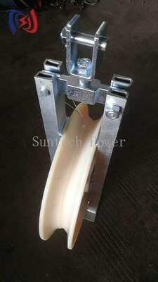 20-50KN OPGW Stringing Block with 660x110mm Nylon Sheave and Straight Through Design for Fiber Optic Cable Installation