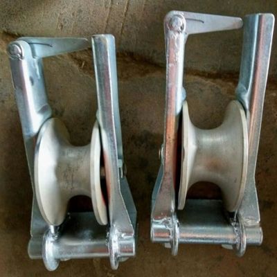 SHCN-2 Cross Arm Mounted Skyward Sitting Pulley Conductor Stringing Block