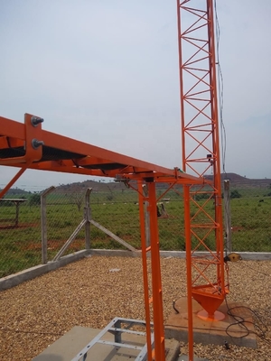 Telecommunication Steel Galvanized Guyed Tower With Brackets And Lightning Rod