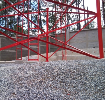 Steel 3 Legged Hot Dip Galvanized Tubular Tower With Bracket Lightning Earthing